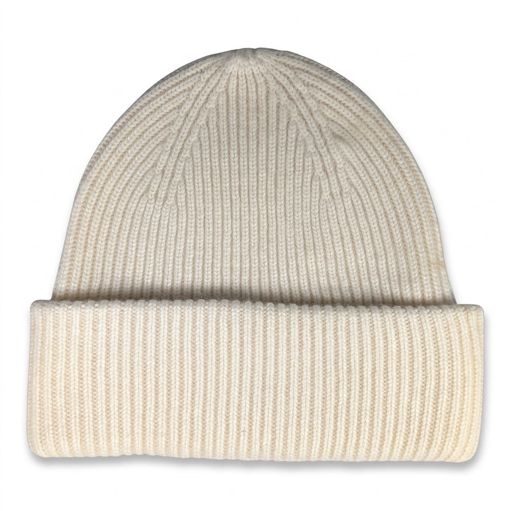 Strickmütze Mo in snow – Freisteller #farbe_snow