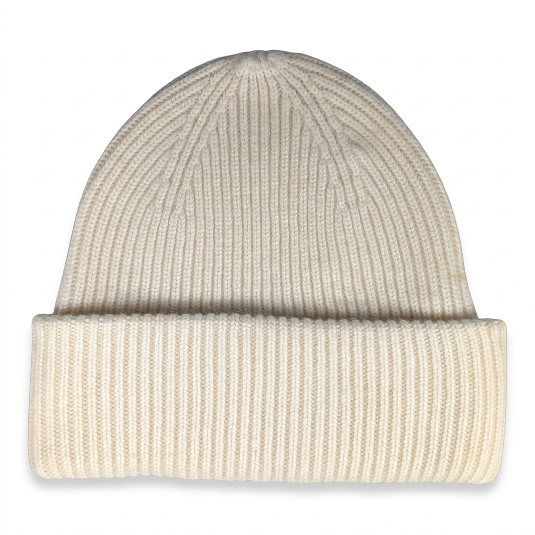 Strickmütze Mo in snow – Freisteller #farbe_snow